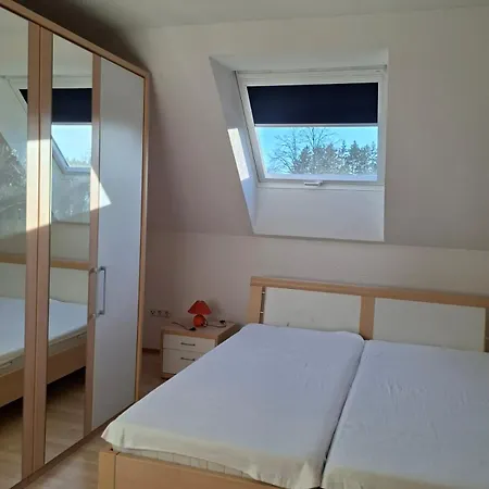 Haus Seeblick アパート